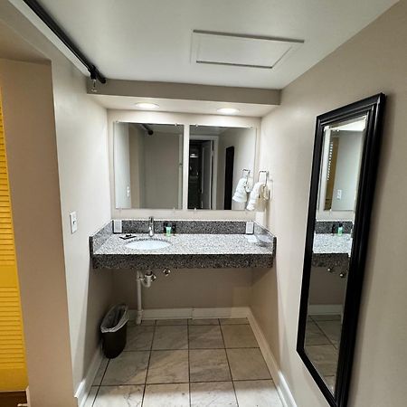 The Sherman Inn Batesville 外观 照片