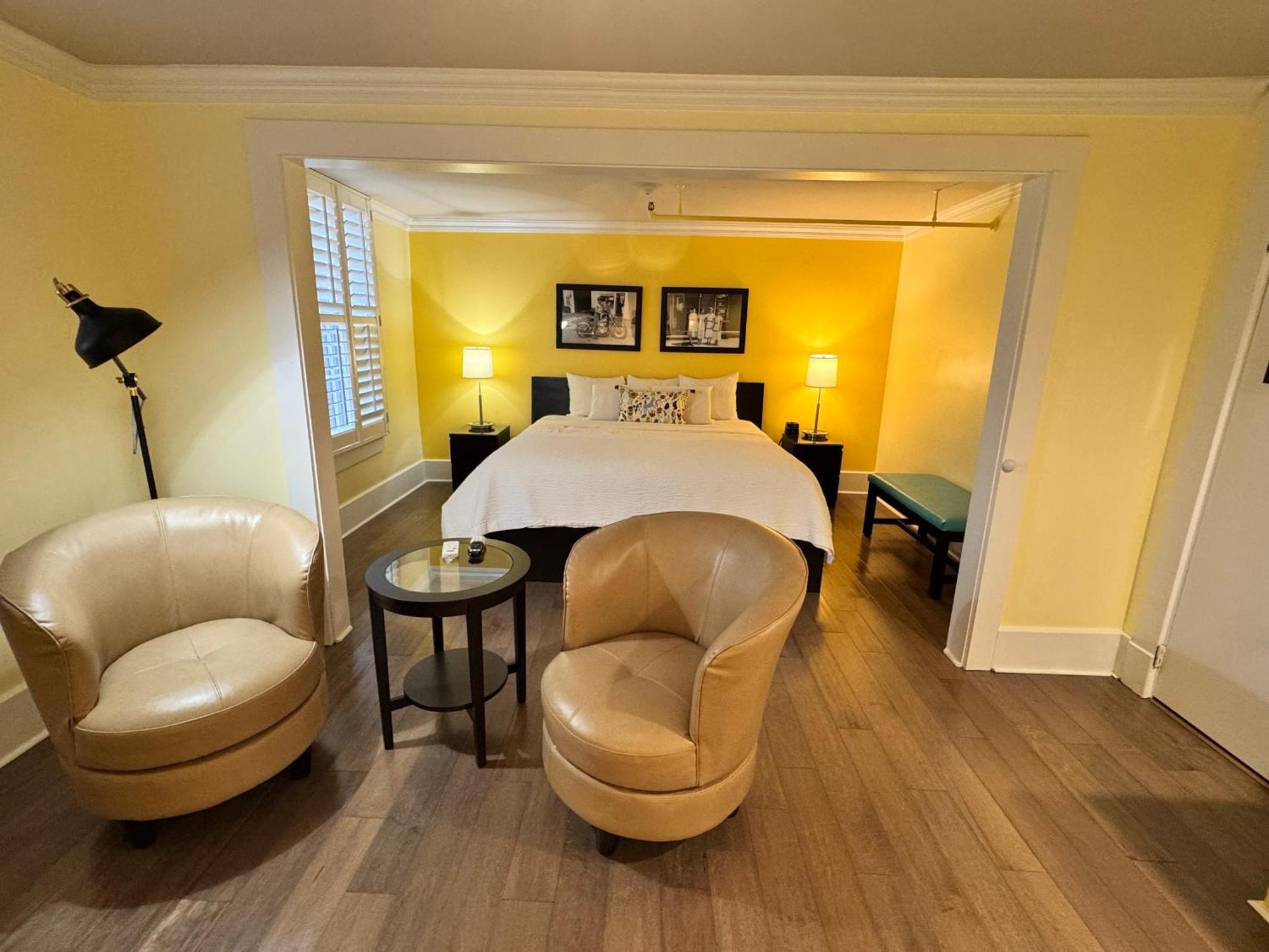 The Sherman Inn Batesville 外观 照片