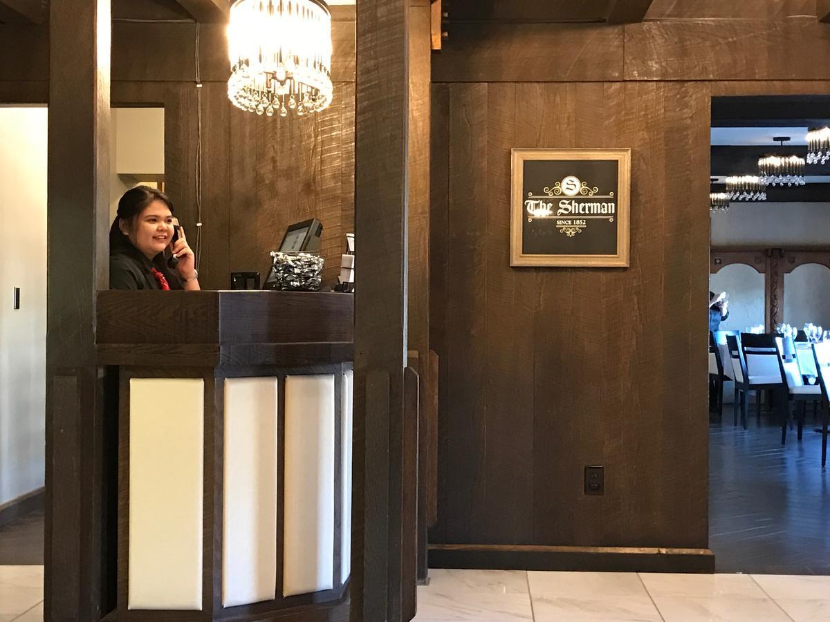 The Sherman Inn Batesville 外观 照片